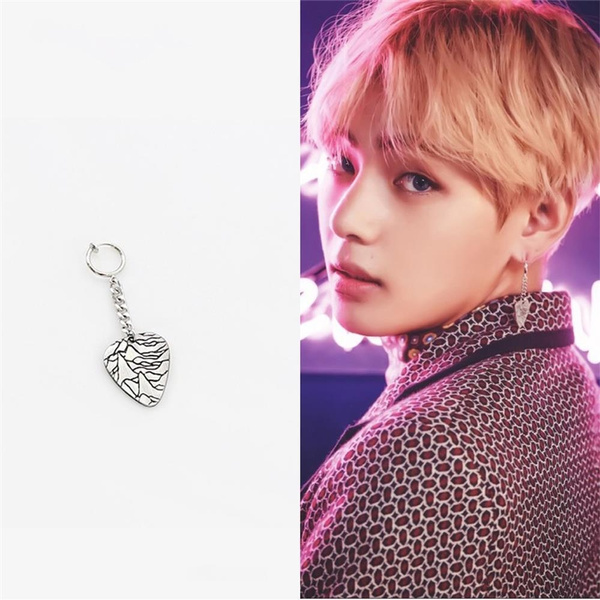 BTS V Kim Taehyung Inspired Pearl Dangle Earring, Hypoallergenic, Clip on  Option Available, V PEARL - Etsy