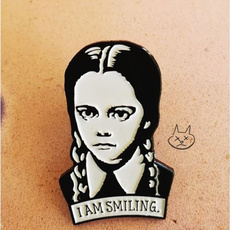 “I AM SMILING” Black Enamel Brooch Serious Expression Girl Butoon Pin Jacket Collar Lapel Pins Punk Badge Accessories