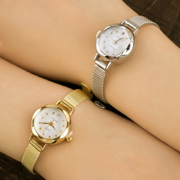 Women's watch small online dial