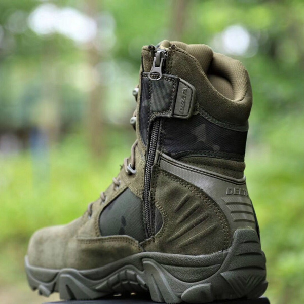 Military on sale mountain boots