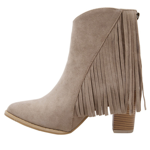 Lucrezia - Elegant Women's Ankle Boots with Trendy Fringes