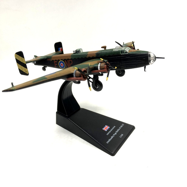 Toy cheap bomber plane