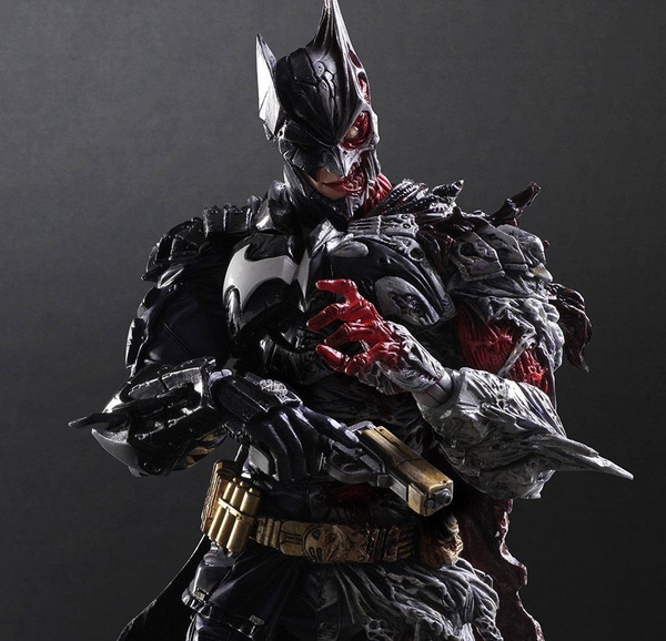 PLAY ARTS KAI DC COMICS BATMAN ROGUES GALLERY TWO-FACE ACTION