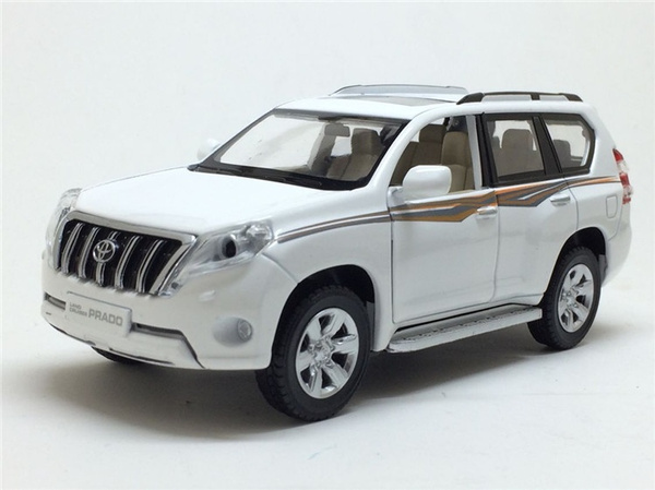 land cruiser model toy