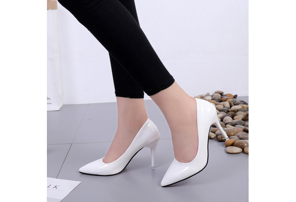 White pumps clearance women's shoes