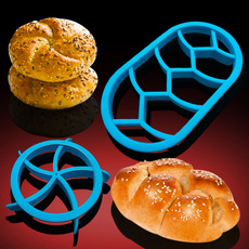 New Arrival and new Color Useful Home Living DIY Bread Moulds Delicious Dessert Cookies Stamper