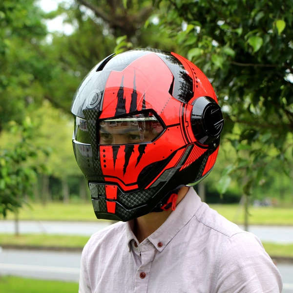 red skull motorcycle helmet