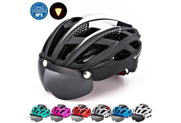 cycling helmet with magnetic visor