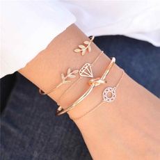 4pcs/set Women Simple Design Rose Gold Plated Chain Bracelet Leaf Diamond Hollow Charm Bracelet Fashion Jewelry Accessories