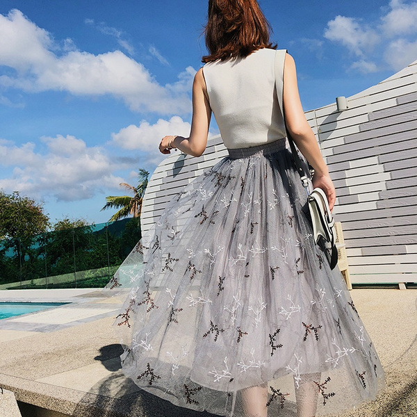 A clearance gauze skirt