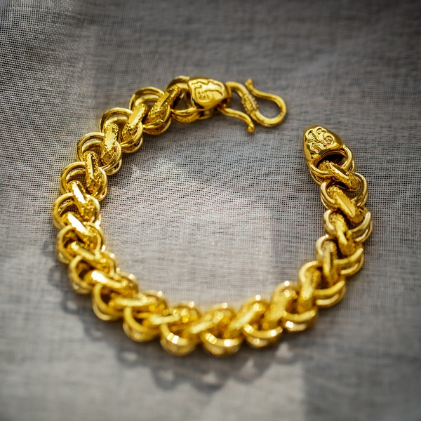 Vintage Textured Gold Link Bracelet 18K Yellow Gold