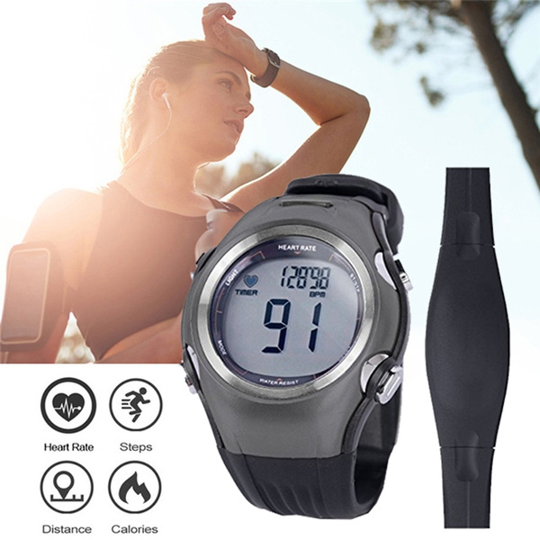 Sports watch with heart rate clearance monitor