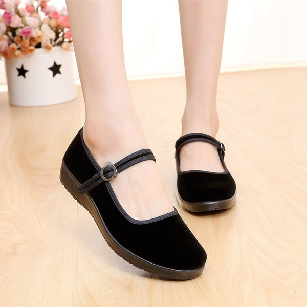 Chinese mary jane hot sale velvet shoes