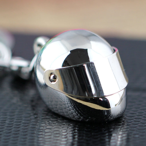 Motorcycle Helmet Keychain, Fashionable Locomotive Style Keyring, Very Real  As Birthday, Holiday Gift (black And Silver)
