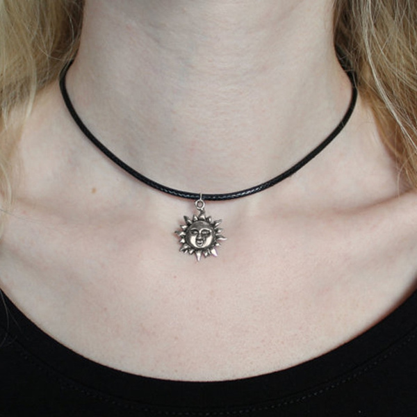 CHANEL 90s Lion Head Chain Choker Necklace — Garment