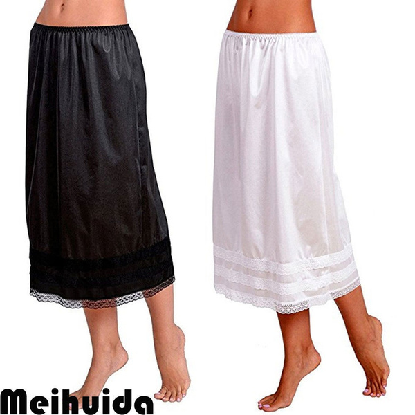 Swing skirt clearance slips