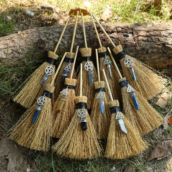 Bingxue Mini Broom Straw Witch Brooms with Hanging Crystal Pendant Decorations for Halloween Wicca Altar Broom Witchcraft Accessories 