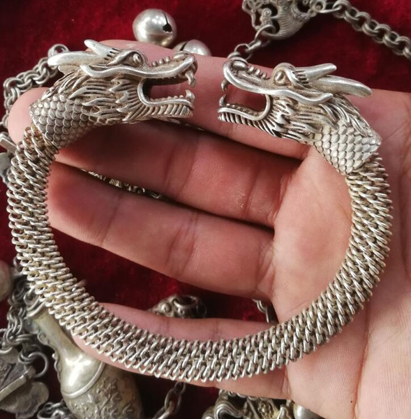 10pcs Tibet Silver Dragon Charm antiuqe Silver Tone À faire soi-même Jewelry Making 36*33mm 