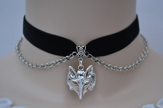 Wolf choker store