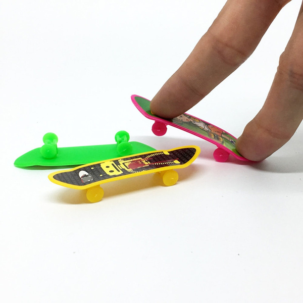 Finger skateboard hot sale toy