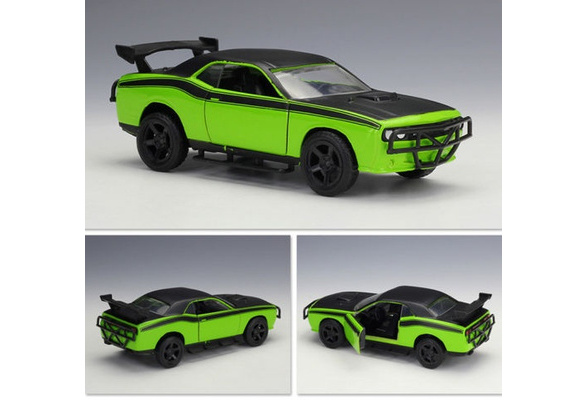 Furious 7 hot sale dodge challenger