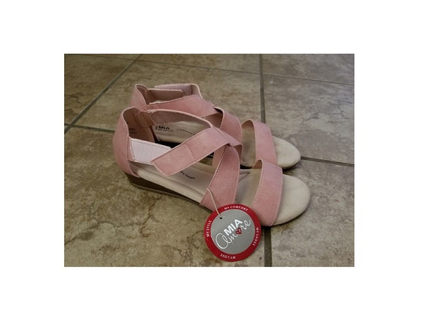 Mia amore memory sale foam sandals