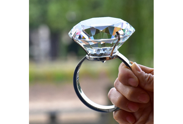 Wedding decoration 8cm crystal glass big diamond ring romantic proposal  wedding props home ornaments party gifts Souvenirs, Glass : : Home