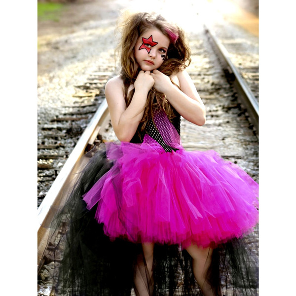 dress like a rockstar girl