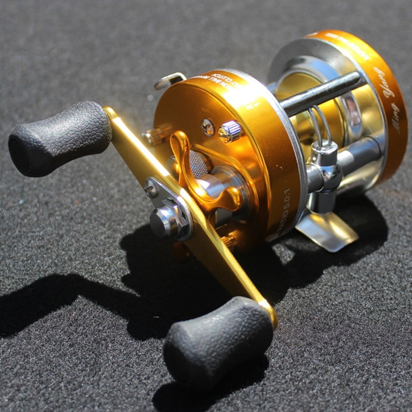 Baitcaster Reel with Oversized Handle Golden Right Hand