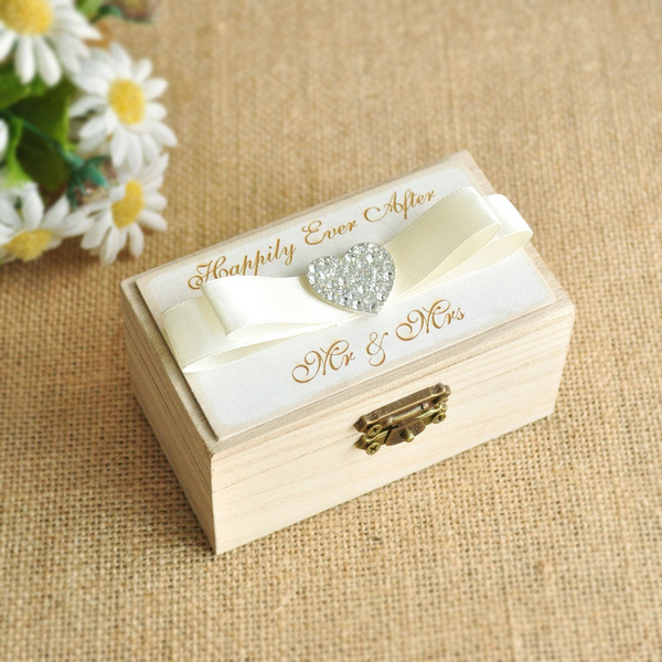 Modern Wedding Ring Display Box