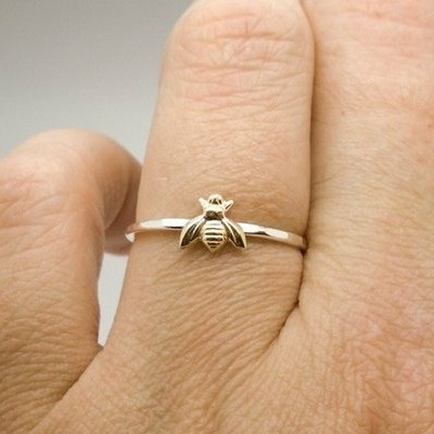 bee ring