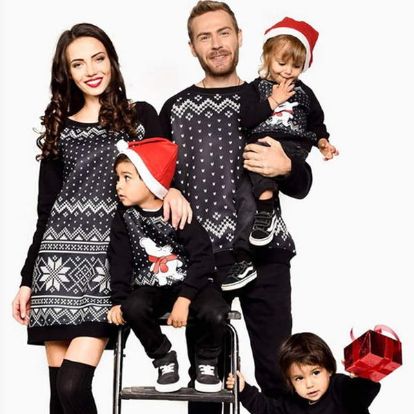 Family Matching Outfits Winter Christmas Sweater Bear Children Clothing Dad Kid T shirt Warm Family Look Clothes