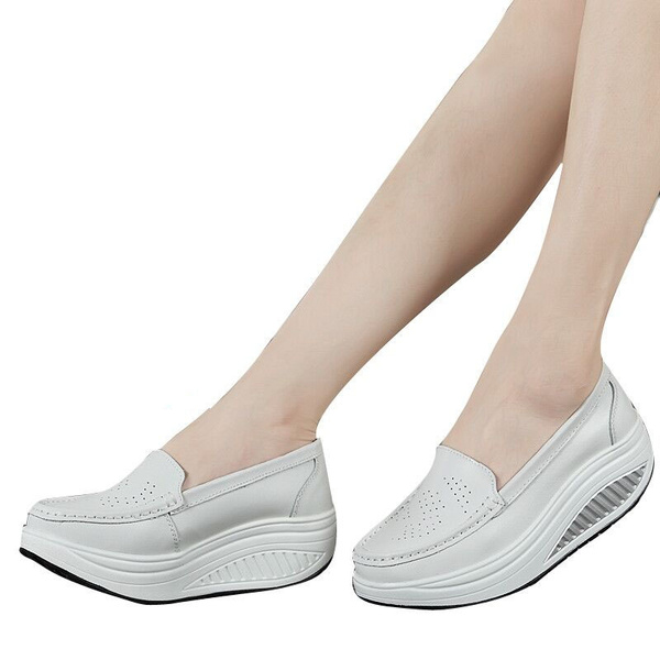 Slip clearance resistant wedges