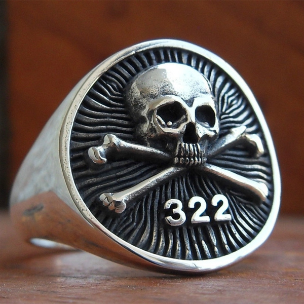 Skull and bones 322 outlet ring