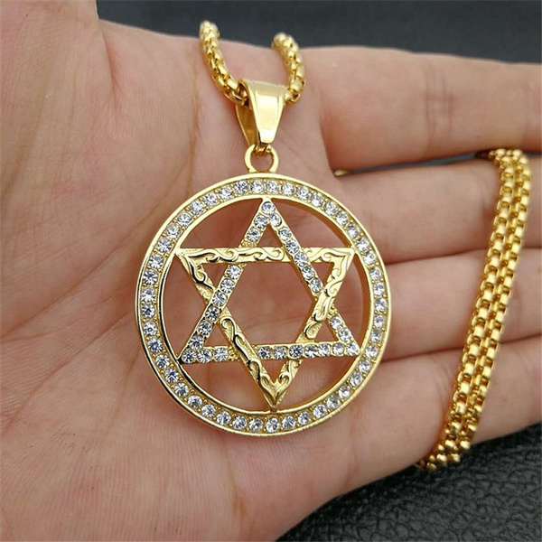 Jewish Star of David Necklace in 14k Gold with Diamonds