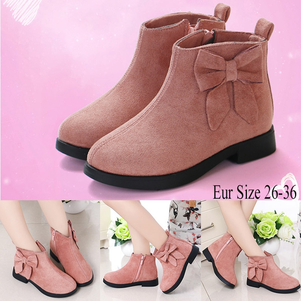 Cute boots store for juniors