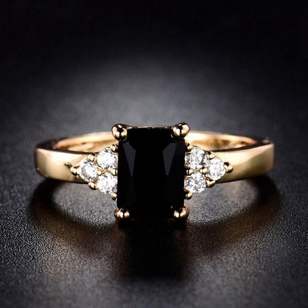 womens black onyx ring yellow gold