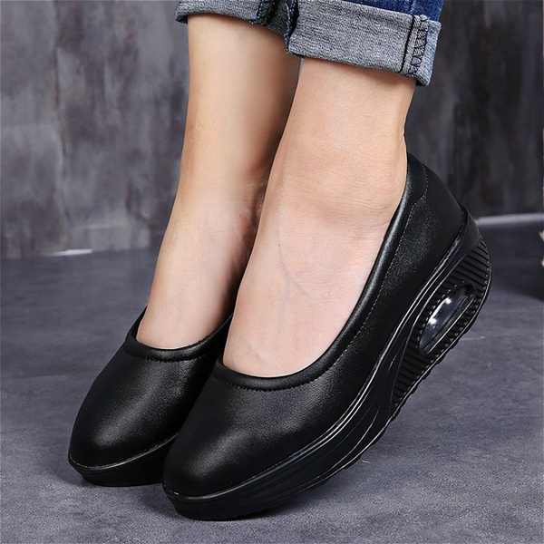 Old lady nurse hot sale shoes