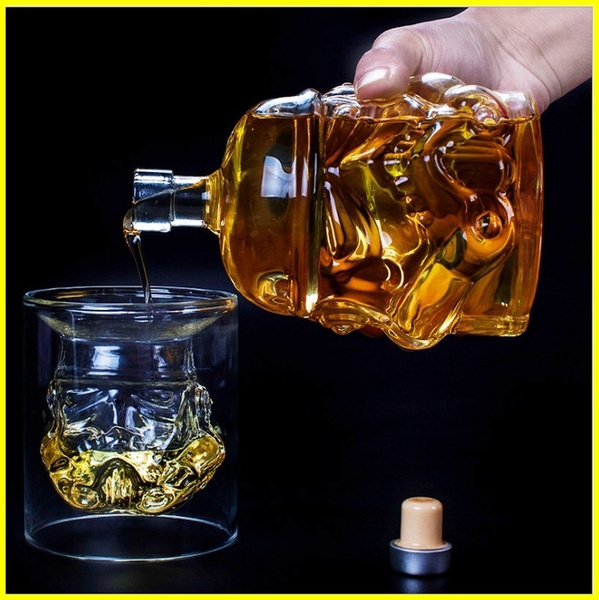 Transparent Creative Star Wars 650ml Whiskey Flask Carafe Decanter  Stormtrooper Glass Bottle Wine Decanters Whiskey Carafe Awakens Helmet  Glass Cup Heat-Resistance Cup or Whisky Beer Brandy