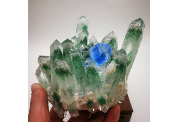 Natural Green Ghost Phantom Stone Crystal Quartz Gemstone Specimen Healing St DI 