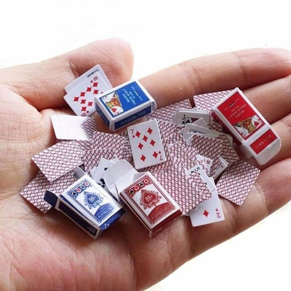 Dollhouse Miniature Playing Cards Set in Blue ~ TIN1006
