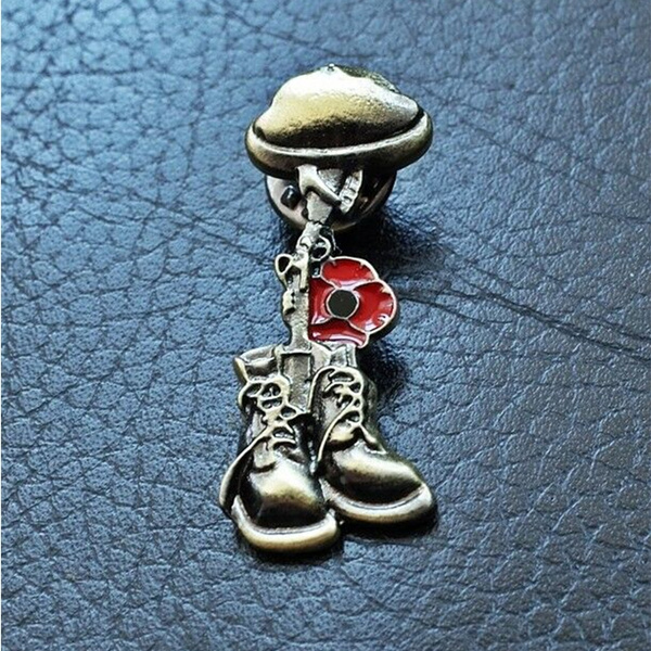 Remembrance Day Soldier Helmet Boots Poppy Enamel Brooch Pin Brand New FREE P&P