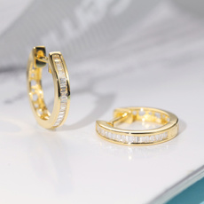 Women Glamorous 18k gold plated  Micro Cube Diamond Dailywear Earrings Wedding Engagement Party Ear Stud Jewelry