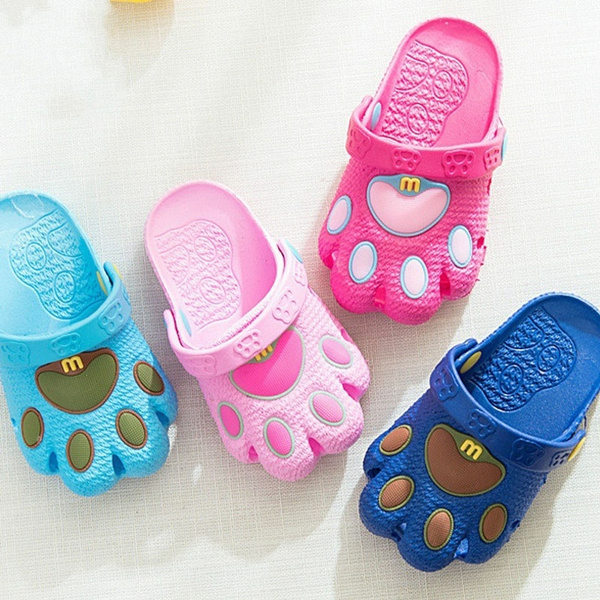 boys pool shoes