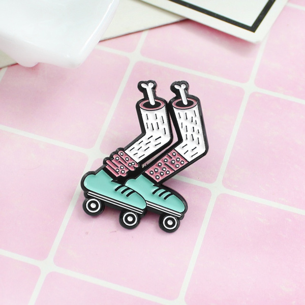 metal roller skates over shoes