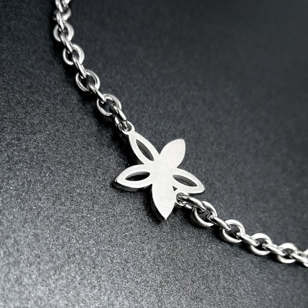 Stainless Steel Flower Charm Bracelet For Women Adjustable_voghion.com