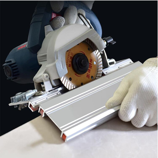 Pneumatic miter outlet saw