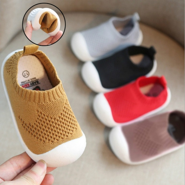 URMAGIC Baby Boys Girls PU Leather Sneakers Shoes Anti-Slip Soft Sole Casual Moccasins Shoes Toddler Prewalkers First Walking Crib Shoes with Cotton Socks Gifts