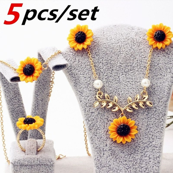 Rose ring sale sunflower jewels