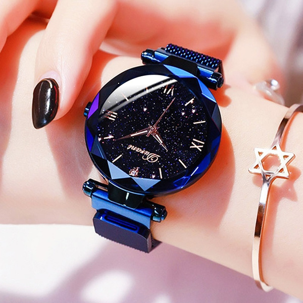 Women Quartz Watch Starry Sky Diamond Dial Magnet Strap -